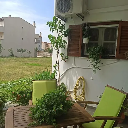Giannis Aparthotel *